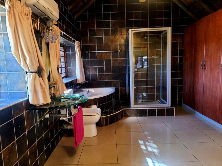 3 Bedroom Property for Sale in Menkenkop Western Cape
